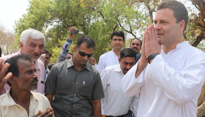 राहुल गांधी आज से शुरू करेंगे ‘संविधान बचाओ’ अभियान, दलित वोट बैंक पर है निशाना राहुल गांधी आज से शुरू करेंगे ‘संविधान बचाओ’ अभियान, दलित वोट बैंक पर है निशाना