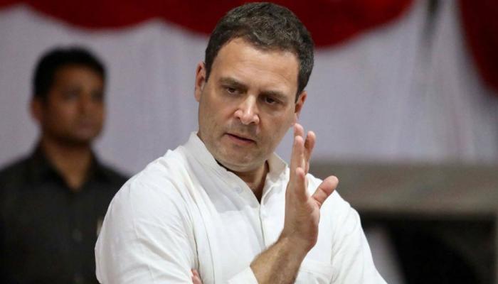 कांग्रेस की ‘संविधान बचाओ’ अभियान लांच, राहुल गांधी ने PM मोदी पर किए ताबड़तोड़ जुबानी हमले कांग्रेस की ‘संविधान बचाओ’ अभियान लांच, राहुल गांधी ने PM मोदी पर किए ताबड़तोड़ जुबानी हमले