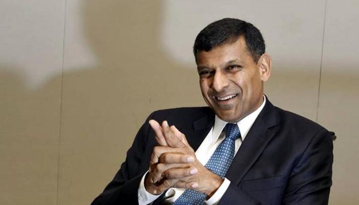 रघुराम राजन फिर बन सकते हैं गवर्नर, इस बार यहां होंगे बैंक के प्रमुख रघुराम राजन फिर बन सकते हैं गवर्नर, इस बार यहां होंगे बैंक के प्रमुख
