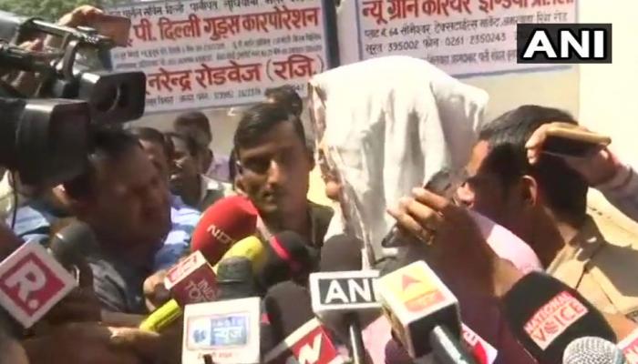 आसाराम दोषी करार, पीड़िता के पिता ने कहा- 'अब जाकर मिला इंसाफ, कोर्ट दे कड़ी सजा' आसाराम दोषी करार, पीड़िता के पिता ने कहा- 'अब जाकर मिला इंसाफ, कोर्ट दे कड़ी सजा'