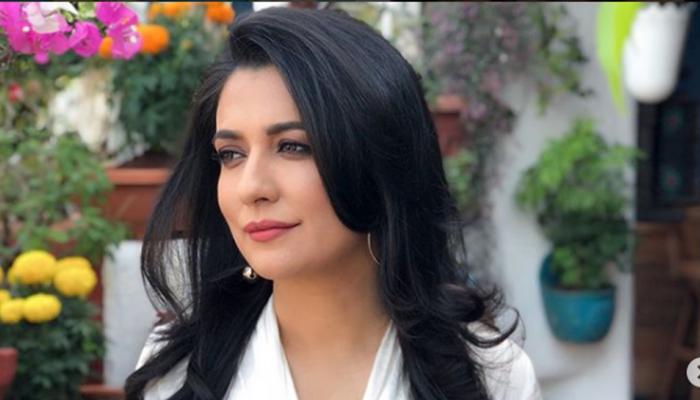 एक्ट्रेस मिनी माथुर को मिली नाम में खान जोड़ने की सलाह तो कर दी बोलती बंद एक्ट्रेस मिनी माथुर को मिली नाम में खान जोड़ने की सलाह तो कर दी बोलती बंद