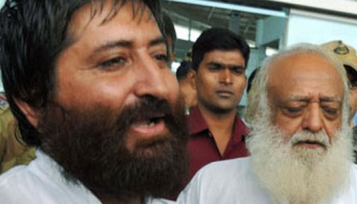 आसाराम को सलाखों के पीछे पहुंचाने वाले 4 'महारथी', जानिए इनके बारे में खास बातें आसाराम को सलाखों के पीछे पहुंचाने वाले 4 'महारथी', जानिए इनके बारे में खास बातें