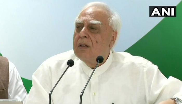 'जस्टिस जोसेफ की नियुक्ति रोकने की वजह उत्तराखंड में राष्ट्रपति शासन के खिलाफ फैसला तो नहीं' 'जस्टिस जोसेफ की नियुक्ति रोकने की वजह उत्तराखंड में राष्ट्रपति शासन के खिलाफ फैसला तो नहीं'