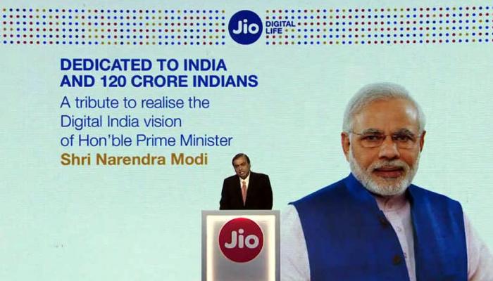 JIO की वजह से केंद्र सरकार को लगा करारा झटका, ऐसे हुआ सबसे बड़ा नुकसान JIO की वजह से केंद्र सरकार को लगा करारा झटका, ऐसे हुआ सबसे बड़ा नुकसान