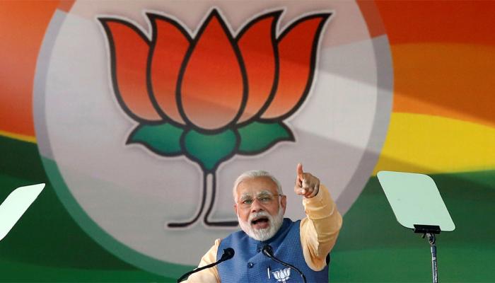 कर्नाटक चुनाव 2018 : सियासी बिसात पर भाजपा ने चले ये 5 दांव और कांग्रेस को मिली मात कर्नाटक चुनाव 2018 : सियासी बिसात पर भाजपा ने चले ये 5 दांव और कांग्रेस को मिली मात