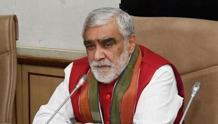 कर्नाटक चुनाव 2018 : शुरुआती रुझान से गदगद हुए अश्विनी चौबे, कहा- जनता पीएम मोदी के साथ कर्नाटक चुनाव 2018 : शुरुआती रुझान से गदगद हुए अश्विनी चौबे, कहा- जनता पीएम मोदी के साथ