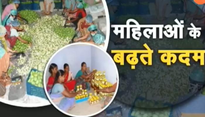 झारखंड : महिलाओं को घरेलू उद्योग से जोड़ा गया, आचार बनाने की दी गई ट्रेनिंग झारखंड : महिलाओं को घरेलू उद्योग से जोड़ा गया, आचार बनाने की दी गई ट्रेनिंग