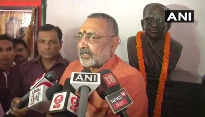 मोदी सरकार के खिलाफ चर्च 'फतवा' जारी करेगा तो दूसरे धर्म के लोग 'कीर्तन-पूजा' करेंगे : गिरिराज सिंह मोदी सरकार के खिलाफ चर्च 'फतवा' जारी करेगा तो दूसरे धर्म के लोग 'कीर्तन-पूजा' करेंगे : गिरिराज सिंह