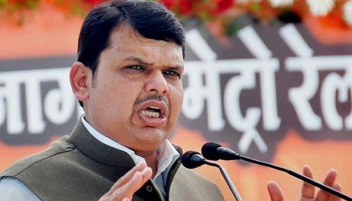 बाल ठाकरे ने कभी किसी की पीठ में खंजर नहीं भोंका : देवेंद्र फडणवीस बाल ठाकरे ने कभी किसी की पीठ में खंजर नहीं भोंका : देवेंद्र फडणवीस