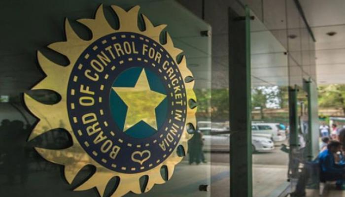फेमा के उल्लंघन पर ललित मोदी और श्रीनिवासन समेत BCCI पर 121 करोड़ का जुर्माना फेमा के उल्लंघन पर ललित मोदी और श्रीनिवासन समेत BCCI पर 121 करोड़ का जुर्माना