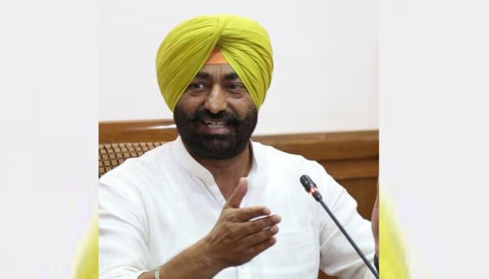 उपचुनाव में हार के बाद आप नेता का केजरीवाल पर निशाना, 'हाईकमान हम पर निर्णय थोपता है' उपचुनाव में हार के बाद आप नेता का केजरीवाल पर निशाना, 'हाईकमान हम पर निर्णय थोपता है'