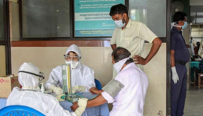 होम्योपैथ ने तैयार की निपाह वायरस की दवा! मरीजों को ठीक करने का दावा होम्योपैथ ने तैयार की निपाह वायरस की दवा! मरीजों को ठीक करने का दावा