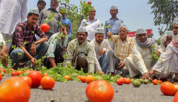 किसान आंदोलन में दरार, पंजाब में 4 दिन पहले ही हड़ताल खत्म करने का ऐलान किसान आंदोलन में दरार, पंजाब में 4 दिन पहले ही हड़ताल खत्म करने का ऐलान