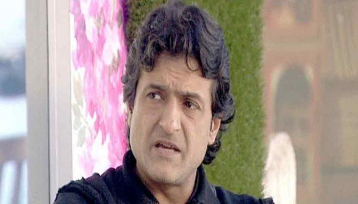 गर्लफ्रेंड से मारपीट के आरोप में 'बिग बॉस' एक्स कंटेस्टेंट अरमान कोहली के खिलाफ दर्ज हुई FIR गर्लफ्रेंड से मारपीट के आरोप में 'बिग बॉस' एक्स कंटेस्टेंट अरमान कोहली के खिलाफ दर्ज हुई FIR