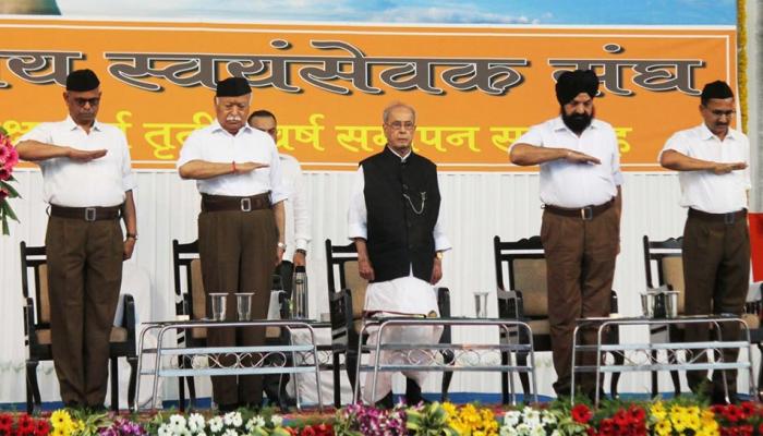 मनीष तिवारी ने प्रणब दा से पूछा- राष्ट्रवाद पर उपदेश क्यों दिया? तो रेणुका ने दिया पलटकर जवाब मनीष तिवारी ने प्रणब दा से पूछा- राष्ट्रवाद पर उपदेश क्यों दिया? तो रेणुका ने दिया पलटकर जवाब