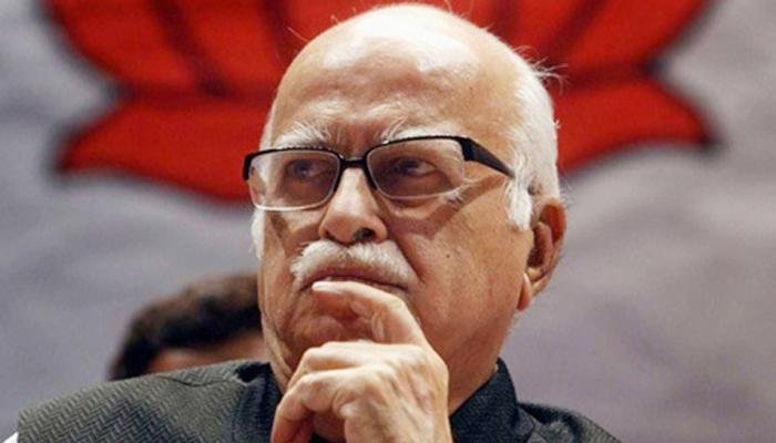 प्रणब मुखर्जी का RSS मुख्यालय जाना और उनका भाषण इतिहास की महत्वपूर्ण घटना : आडवाणी प्रणब मुखर्जी का RSS मुख्यालय जाना और उनका भाषण इतिहास की महत्वपूर्ण घटना : आडवाणी