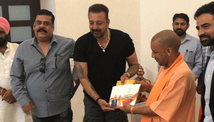 'संपर्क फॉर समर्थन': सीएम योगी ने संजय दत्त से की मुलाकात, बीजेपी के लिए मांगा समर्थन 'संपर्क फॉर समर्थन': सीएम योगी ने संजय दत्त से की मुलाकात, बीजेपी के लिए मांगा समर्थन
