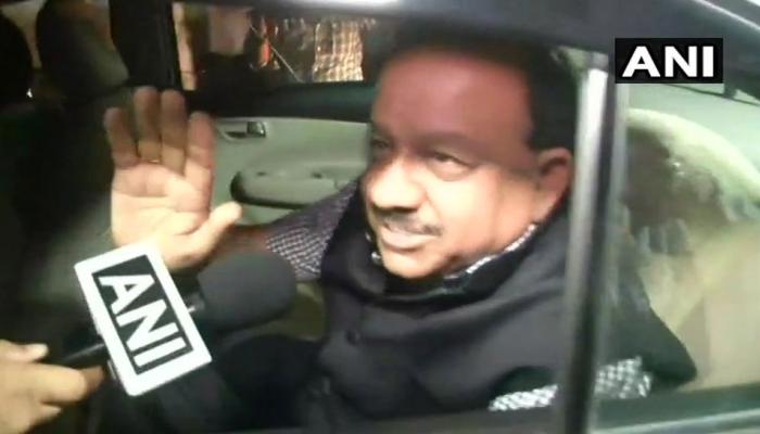 एम्स में भर्ती वाजपेयी से मिलकर आए डॉ हर्षवर्धन बोले-'चिंता की कोई बात नहीं, वह ठीक हैं' एम्स में भर्ती वाजपेयी से मिलकर आए डॉ हर्षवर्धन बोले-'चिंता की कोई बात नहीं, वह ठीक हैं'
