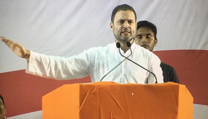 पीएम मोदी अपने राजनीतिक गुरु आडवाणी जी का सम्मान नहीं करते हैं : राहुल गांधी पीएम मोदी अपने राजनीतिक गुरु आडवाणी जी का सम्मान नहीं करते हैं : राहुल गांधी