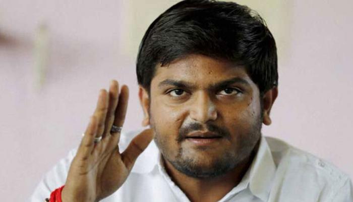 हार्दिक का दावा- रूपाणी ने दिया इस्तीफा, सीएम ने बताया बकवास हार्दिक का दावा- रूपाणी ने दिया इस्तीफा, सीएम ने बताया बकवास