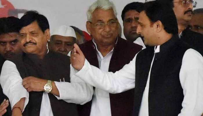 क्या अभी तक दूर नहीं हुई है अखिलेश-शिवपाल के बीच की तल्खी, चाचा ने फिर दी भतीजे को सीख क्या अभी तक दूर नहीं हुई है अखिलेश-शिवपाल के बीच की तल्खी, चाचा ने फिर दी भतीजे को सीख