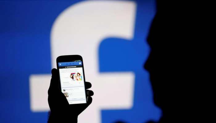 आपकी प्राइवेट लाइफ पर Facebook की नजर, जुटा लेगा ये 7 'खास' Secrets आपकी प्राइवेट लाइफ पर Facebook की नजर, जुटा लेगा ये 7 'खास' Secrets