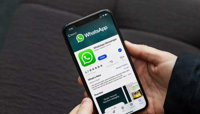 WhatsApp की अनोखी ट्रिक, सामने वाले यूजर को नहीं दिखेगा 'ब्लू टिक' WhatsApp की अनोखी ट्रिक, सामने वाले यूजर को नहीं दिखेगा 'ब्लू टिक'