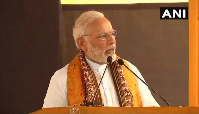 मोदी सरकार पानी बचाने पर देगी 25 हजार का इनाम, जानिए क्या है पूरी स्कीम मोदी सरकार पानी बचाने पर देगी 25 हजार का इनाम, जानिए क्या है पूरी स्कीम