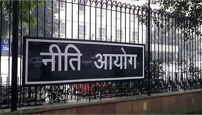 वायु प्रदूषण से निपटने को लिए नीति आयोग ने पेश किया 15 सूत्रीय एक्शन प्लान वायु प्रदूषण से निपटने को लिए नीति आयोग ने पेश किया 15 सूत्रीय एक्शन प्लान