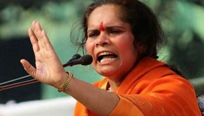 साध्वी प्राची बोलीं, 'राहुल गांधी के कहने पर हो रही है देश को तोड़ने वाली बयानबाजी' साध्वी प्राची बोलीं, 'राहुल गांधी के कहने पर हो रही है देश को तोड़ने वाली बयानबाजी'