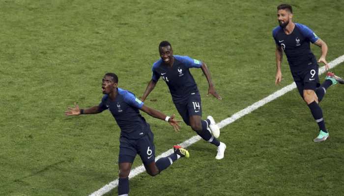 फ्रांस बना FIFA World Cup 2018 का चैंपियन, क्रोएशिया को 4-2 से हराया फ्रांस बना FIFA World Cup 2018 का चैंपियन, क्रोएशिया को 4-2 से हराया