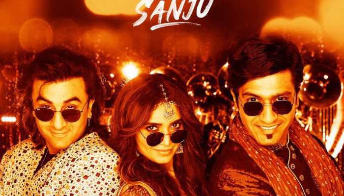 रिलीज हुआ 'संजू' का सरप्राइज सॉन्ग 'भोंपू बज रहा है', गाने में दत्त की तरह झूमते दिखे रणबीर कपूर रिलीज हुआ 'संजू' का सरप्राइज सॉन्ग 'भोंपू बज रहा है', गाने में दत्त की तरह झूमते दिखे रणबीर कपूर