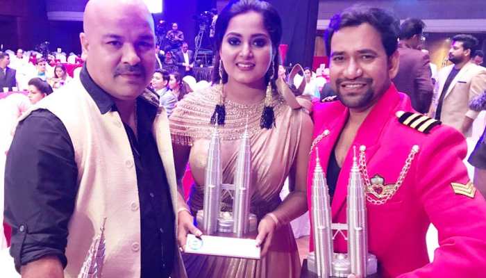 IBFA: रवि किशन को नजीर हुसैन सम्मान, तो निरहुआ को मिला बेस्ट एक्टर का अवॉर्ड IBFA: रवि किशन को नजीर हुसैन सम्मान, तो निरहुआ को मिला बेस्ट एक्टर का अवॉर्ड