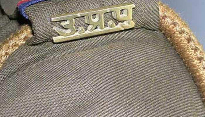 मेरठ में परिवार को बंधक बनाकर लाखों का डाका मेरठ में परिवार को बंधक बनाकर लाखों का डाका