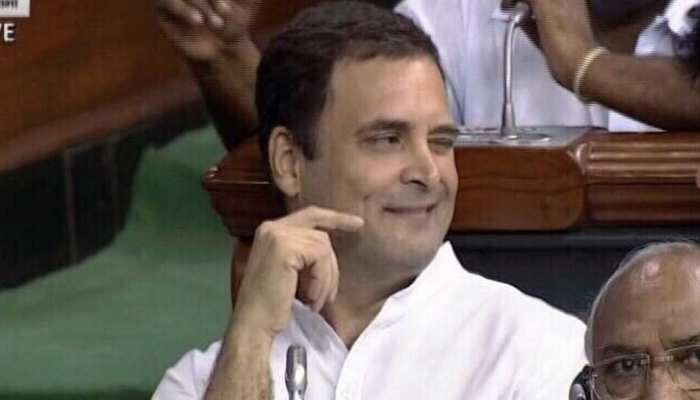 गोवाः बीजेपी नेता का बेतुका बयान, 'राहुल ने सदन में ‘लोफर’ की तरह आंख मारी' गोवाः बीजेपी नेता का बेतुका बयान, 'राहुल ने सदन में ‘लोफर’ की तरह आंख मारी'