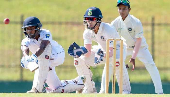 INDvsSL, अंडर-19 : बल्लेबाजों के बाद गेंदबाजों का धमाल, क्लीप स्वीप के करीब भारत INDvsSL, अंडर-19 : बल्लेबाजों के बाद गेंदबाजों का धमाल, क्लीप स्वीप के करीब भारत