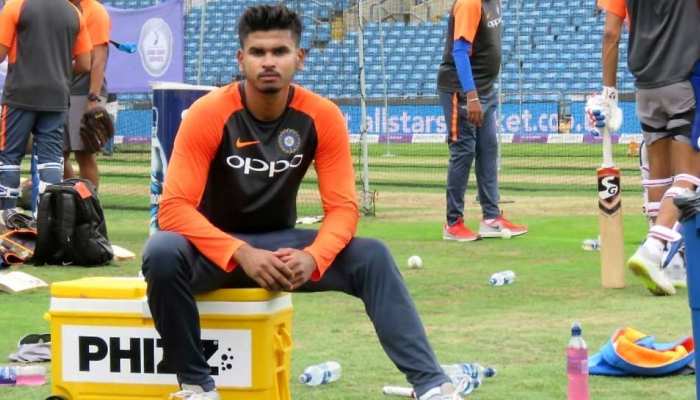 श्रेयस अय्यर का खुलासा- IPL नीलामी के बाद एक लड़की मुझे भेजने लगी थी मैसेज श्रेयस अय्यर का खुलासा- IPL नीलामी के बाद एक लड़की मुझे भेजने लगी थी मैसेज