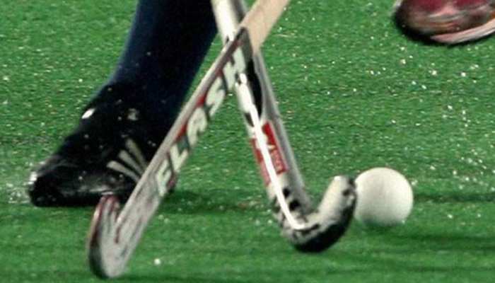 एस्ट्रो टर्फ : हॉकी को 'हिट एंड रन' का खेल बनाने वाली यूरोपीय चाल एस्ट्रो टर्फ : हॉकी को 'हिट एंड रन' का खेल बनाने वाली यूरोपीय चाल