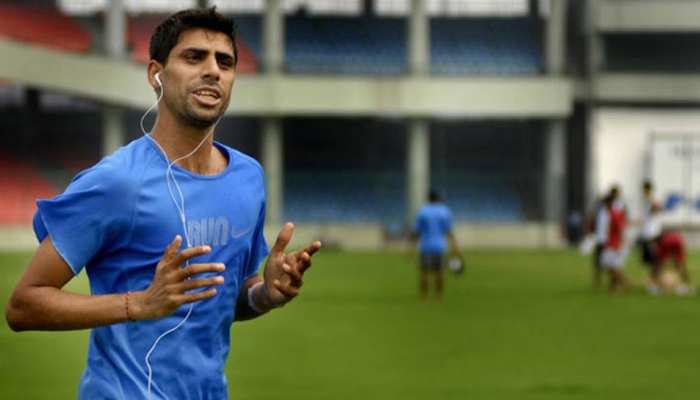 INDvsENG: आशीष नेहरा ने भी कहा, ईशांत शर्मा को गेंदबाजी में करना होगा यह सुधार INDvsENG: आशीष नेहरा ने भी कहा, ईशांत शर्मा को गेंदबाजी में करना होगा यह सुधार