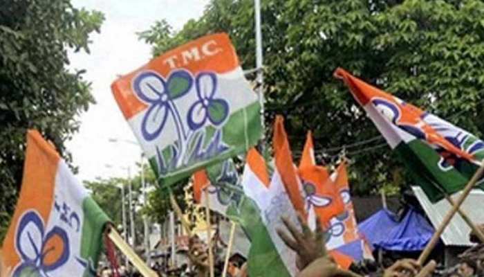 असम में नेताओं को रोके जाने के खिलाफ TMC 'काला दिवस' मनाकर जताएगी विरोध असम में नेताओं को रोके जाने के खिलाफ TMC 'काला दिवस' मनाकर जताएगी विरोध