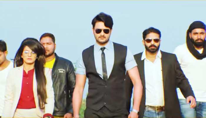 रिलीज होते ही मल्टीप्लेक्स में हाउसफुल हुई भोजपुरी फिल्म 'गैंगस्टर दुल्हिनिया' रिलीज होते ही मल्टीप्लेक्स में हाउसफुल हुई भोजपुरी फिल्म 'गैंगस्टर दुल्हिनिया'