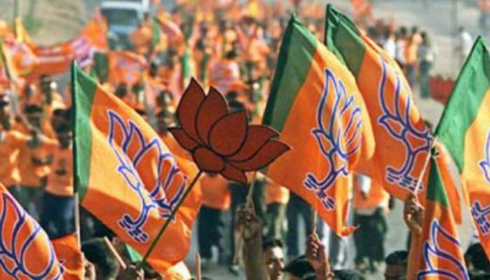 सांगली-जलगांव पालिका चुनाव: फडणवीस को राहत, कांग्रेस-एनसीपी गठबंधन को झटका सांगली-जलगांव पालिका चुनाव: फडणवीस को राहत, कांग्रेस-एनसीपी गठबंधन को झटका