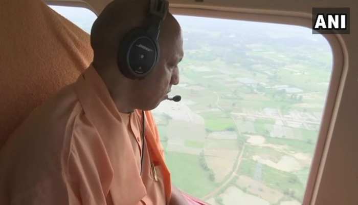सीएम योगी ने किया बाढ़ प्रभावित इलाकों का दौरा, अब तक 183 की मौत सीएम योगी ने किया बाढ़ प्रभावित इलाकों का दौरा, अब तक 183 की मौत
