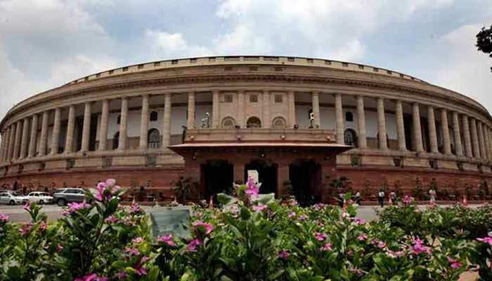 लोकसभा में SC/ST अत्याचार निवारण संशोधन विधेयक- 2018 को मिली मंजूरी लोकसभा में SC/ST अत्याचार निवारण संशोधन विधेयक- 2018 को मिली मंजूरी