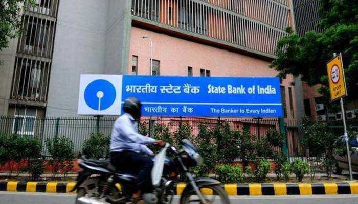 SBI की ग्राहकों को चेतावनी! इस SMS को तुरन्त करें ब्लॉक, खाली हो सकता है अकाउंट SBI की ग्राहकों को चेतावनी! इस SMS को तुरन्त करें ब्लॉक, खाली हो सकता है अकाउंट