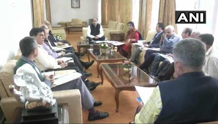 हिमाचल प्रदेश: मूसलाधार बारिश के चलते कई स्कूलों को करना पड़ा बंद, 18 लोगों की मौत हिमाचल प्रदेश: मूसलाधार बारिश के चलते कई स्कूलों को करना पड़ा बंद, 18 लोगों की मौत