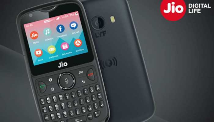 कल से फ्लैश सेल में मिलेगा JioPhone 2, एक क्लिक में जानें सारी डिटेल कल से फ्लैश सेल में मिलेगा JioPhone 2, एक क्लिक में जानें सारी डिटेल