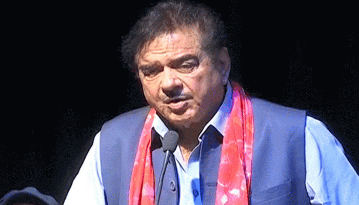 शत्रुघ्न सिन्हा ने कहा,'वाजपेयी के गुजर जाने से ऐसा लगा मैं अनाथ हो गया' शत्रुघ्न सिन्हा ने कहा,'वाजपेयी के गुजर जाने से ऐसा लगा मैं अनाथ हो गया'