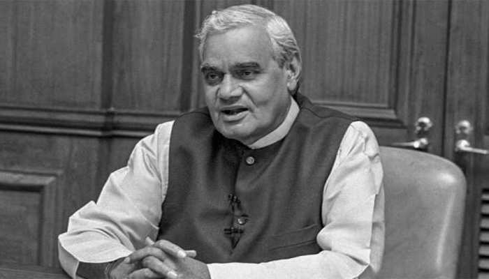 मध्यप्रदेश की रैली में वाजपेयी को पहली बार प्रधानमंत्री का चेहरा घोषित किया था बीजेपी ने मध्यप्रदेश की रैली में वाजपेयी को पहली बार प्रधानमंत्री का चेहरा घोषित किया था बीजेपी ने