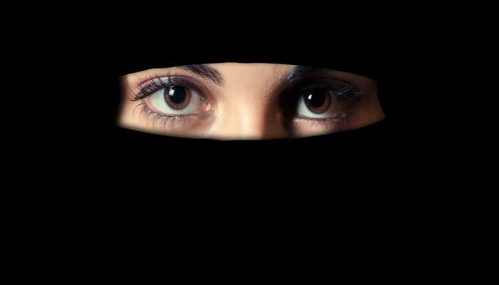 हरियाणा: महिला ने कागज पर लिखकर पति को दिया ‘तीन तलाक’, भतीजे संग छोड़ा घर हरियाणा: महिला ने कागज पर लिखकर पति को दिया ‘तीन तलाक’, भतीजे संग छोड़ा घर